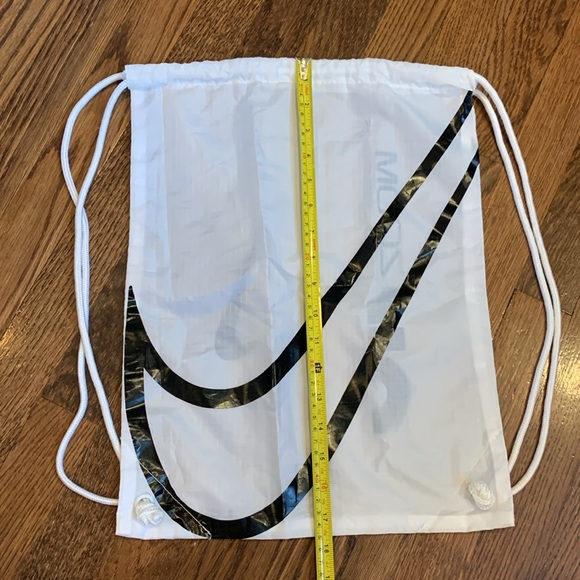 Nike Drawstring Backpack - Picture 5 of 5